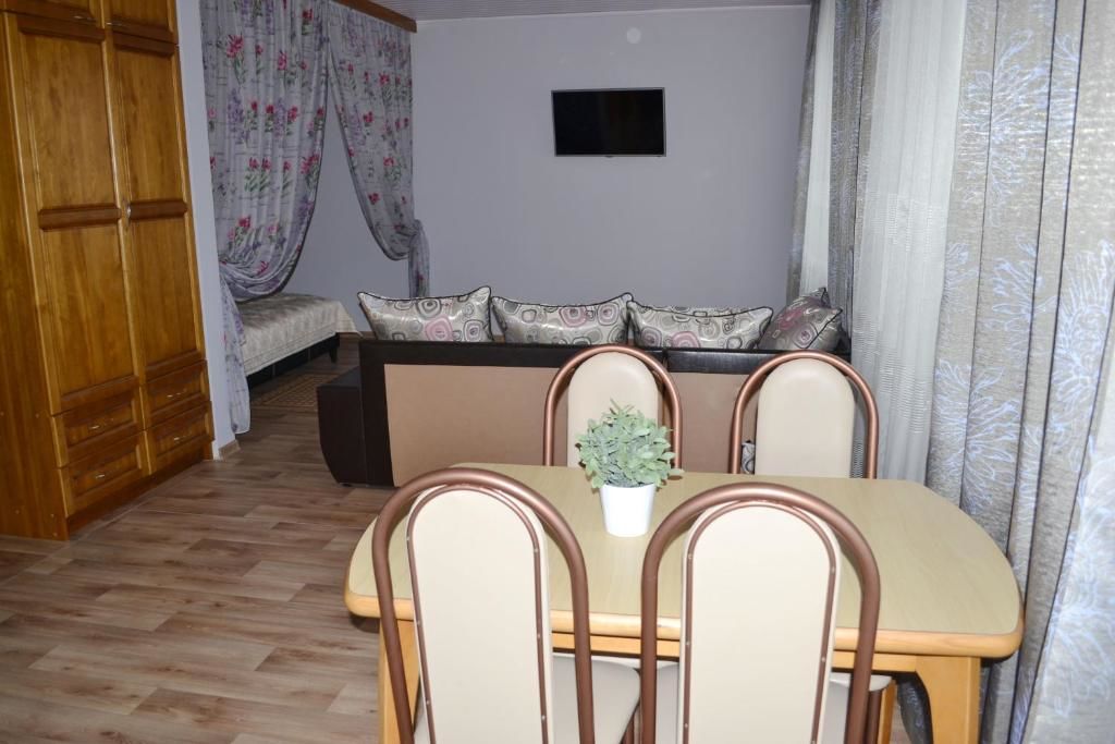 Апартаменты Apartments on Voykova Полоцк-59